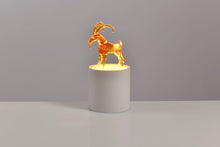 Load image into Gallery viewer, Lampe de Nuit -GOAT-Verre de Murano
