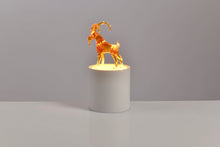 Load image into Gallery viewer, Lampe de Nuit -GOAT-Verre de Murano
