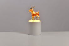 Load image into Gallery viewer, Lampe de Nuit -GOAT-Verre de Murano
